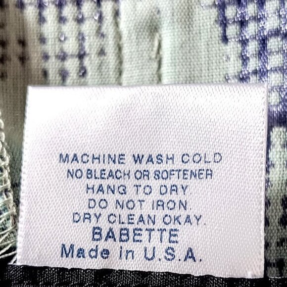 Chic Blue and White Floral Blazer - Picture 5 of 5